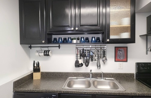 West Jordan House | Lovely Basement Suite-2 bedrooms/1 bath with FULL kitchen and laundry!