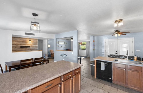 South Harrison House | Lovely Lucille 3 Bedroom