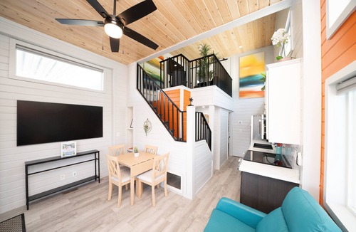 Parker Strip House | Lucky Break, River Views at Roadrunner Resort