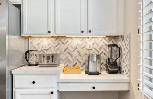 Estacio House | Lush Bliss Living - Private Yard, Walking distance to Coachella
