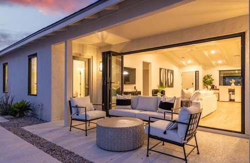 Trail West House | LUX Family Retreat-FREE Htd Pool-3 En-Suites