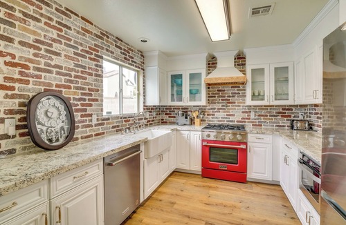Las Vegas House | Luxe 3BR Executive Home w/Pool, Office & Patio