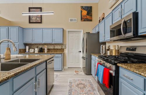 Arizona Skyline Community House | Luxe Mesa Home with Pool, Yard, Game Room