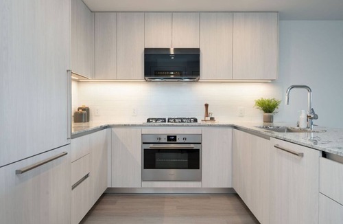 Hollywood Condo | Luxe Urban Escape in West Hollywood – Furnished Stays, Resort-Style Living!