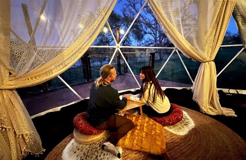 Wheatland RV Rental | Luxurious Rustic Dome with Private Deck and Picnic Table in California