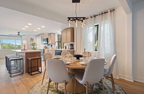 Mount Helix House | Luxury 6BR Estate - Pool, Spa, Movie Theater, Game Room, Bar, & Outdoor Dining