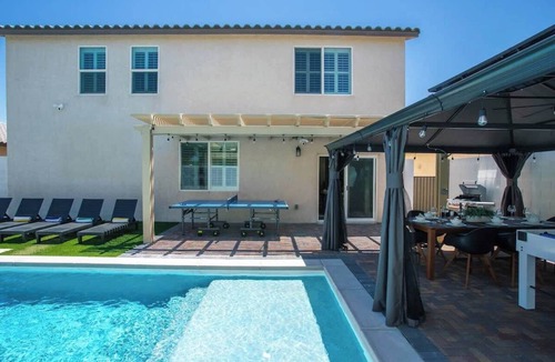 North Las Vegas House | Luxury 7BR Home | Theater, Pool, Spa & Games