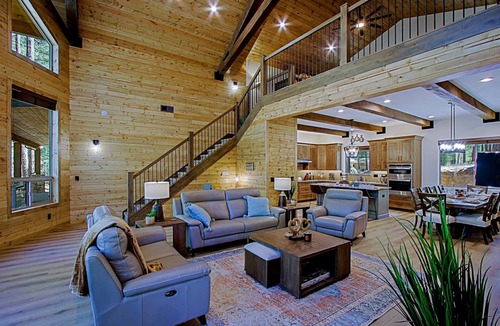 Prescott Cabin | Luxury Cabin in a woods! Private location 7000 ft elevation, 4 seasons!