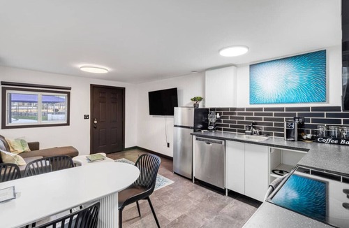 Downtown Phoenix House | Luxury Downtown Home With SPA