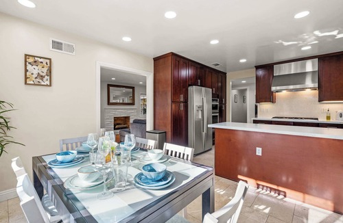 Glendora House | Luxury Estate With Sparkling Pool & Elegant Amenities