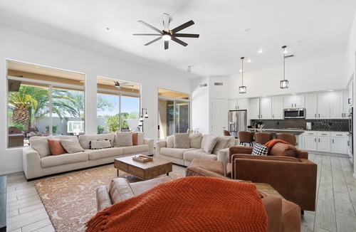 North Scottsdale House | Luxury Grayhawk Retreat~Pool~Spa~19th Hole 🏡Game Room ~BBQ ~Golf Nearby