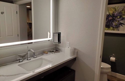 Las Vegas Strip Hotel | Luxury Hilton ~ On the Strip ~ ALL INCLUDED