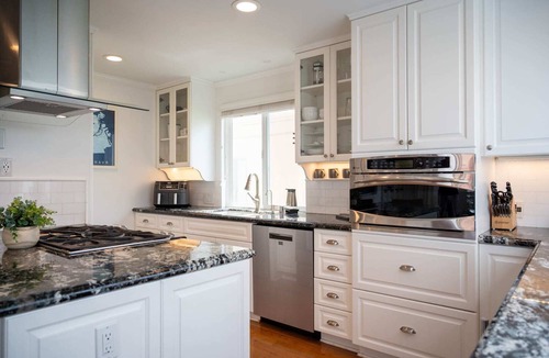Sand Section House | Luxury Manhattan Beach House - Private Rooftop - Steps from Beach - World Cup