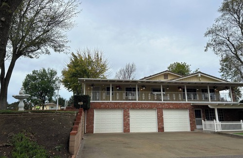 Jamul House | Luxury Pool Home Near San Diego 4BR Game Room Sleeps 12