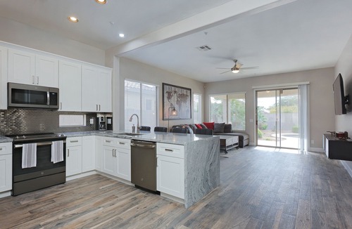 North Scottsdale House | ~ Luxury Scottsdale Retreat with heated Pool/Spa in the community of Grayhawk~