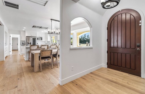 Hollister House | Luxury Spanish Hacienda: Pool, Hot Tub, Steam Room & 2 King Suites