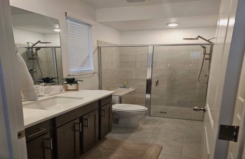 Enterprise House | Luxury Suite for Short and Long Term Stay, SouthWest Las Vegas-Safe and Quiet
