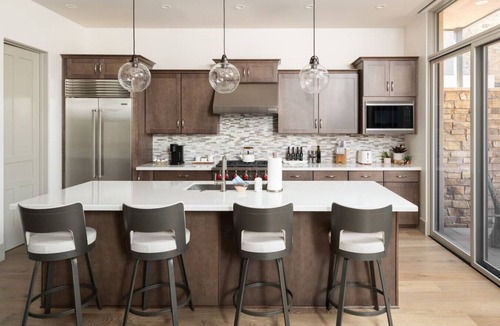 West Sedona Villa | Luxury Townhome - Exclusive guest access to a members-only golf club and resort amenities.
