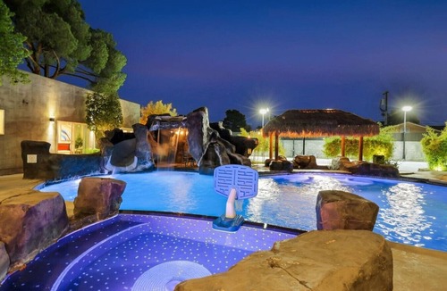 Las Vegas House | Luxury Vegas Compound: Waterfall Pool & Full Court