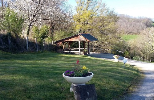 Maleville House | Maison de Campagne Avec spa Dans L'ouest Aveyron
