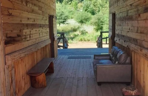 Nevada City Cabin | Marvelous 6-bedroom lodge in welcoming Nevada City,6000 square ft Geronimo Lodge