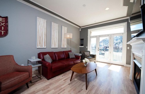 Historic Downtown Durango House | Mears House Unit 2C