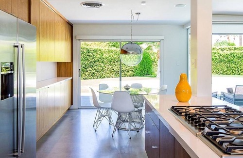 Tahquitz River Estates House | Mid-century mini estate in low wind zone, south of downtown Palm Springs .