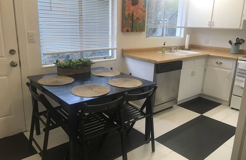 Bountiful House | MidCentury Duplex in Quaint Main Street Bountiful Area