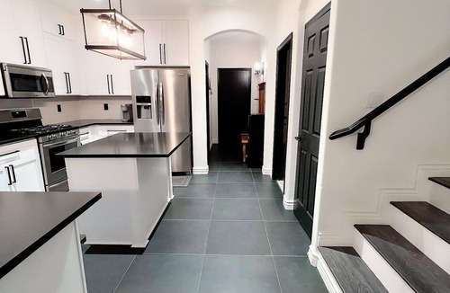 Litchfield Park House | Minimalist home with pool and private office ideal for professional travelers.