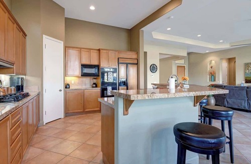 Rancho Mirage House | Mira Vista Rancho Mirage Escape - 4 Bedroom home with private pool and lake view