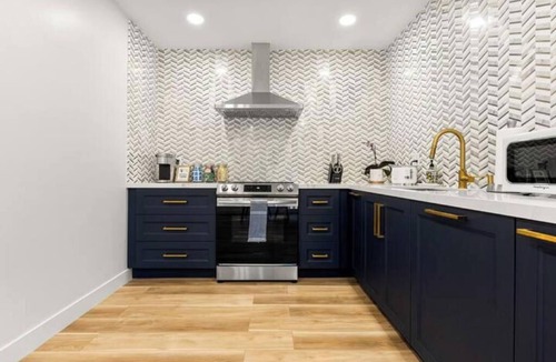 Mid Central Apartment | Modern 2 Bedroom Apt.