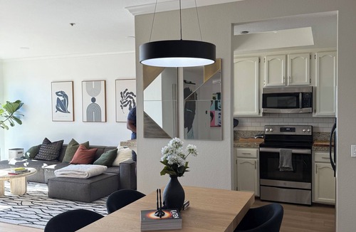Bankers Hill Condo | Modern 2-bedroom San Diego condo with bay views, June & July 2025