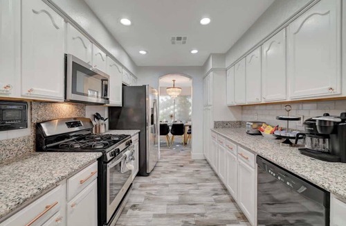 Aliante Sun City House | Modern 4BR Paradise with Pool and Arcade Fun!