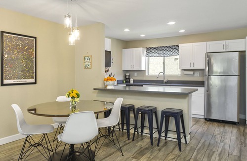 South Scottsdale Condo | Modern and Peaceful Single Level Condo in Old Town w/Heated Pool!