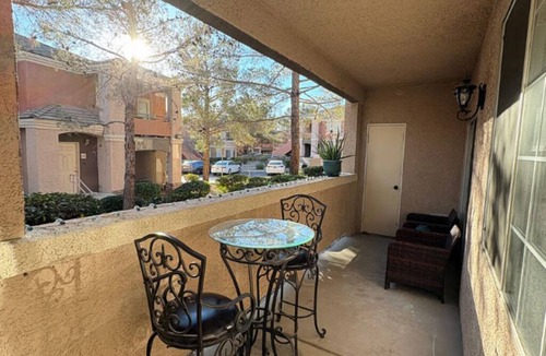 The Pueblo Condo | Modern Condo w separate office, two pools & gym
