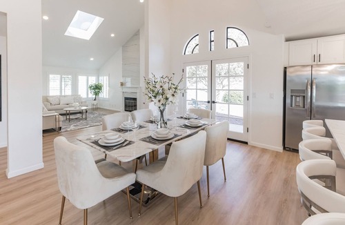 Rancho Bernardo House | Modern home in Bernardo Heights with club house amenities!