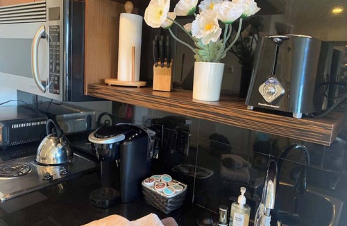 Lake Las Vegas Condo | Modern Luxury with Top Floor Lake View