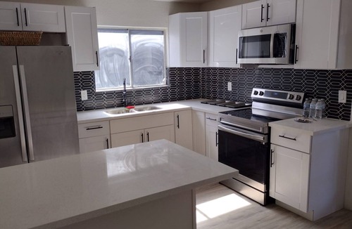 Las Vegas Apartment | Modern Private Casita, Backyard, Near Strip + Free Uber Airport Pickup