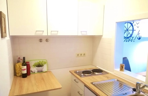 Alt Reddevitz Apartment | Modern studio for two - just 100m from the sea! Enjoy the relaxation!