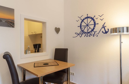 Alt Reddevitz Apartment | Modern studio for two - just 100m from the sea! Enjoy the relaxation!