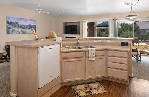 Verde Santa Fe House | Monthly Property! Community Pool & Hot Tub! Great Cornville Location! - Rising