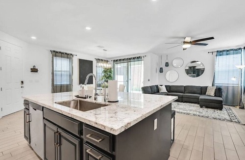 Enterprise House | Monticello Bay · 4BR LUX House Community Pool LV Strip in 15 mins
