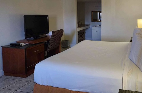 Townsite Hotel | Motel 6 Henderson, NV