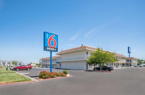 Williams Hotel | Motel 6 Williams, CA