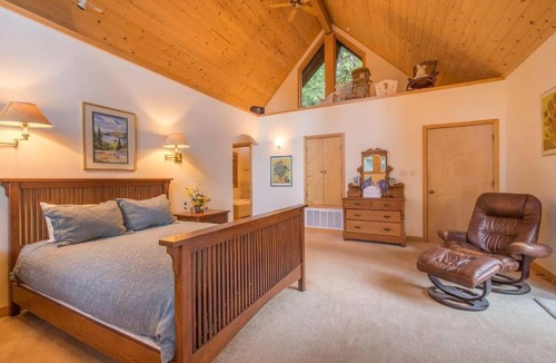 Homewood House | Musketeer by AvantStay Family Friendly Home In Tahoe Swiss Village