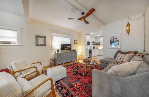 Armory Park House | Near Downtown! Charming bungalow w/heated pool in Armory Park Historic District