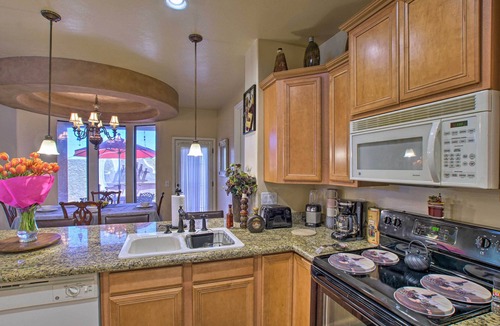 Laveen Village House | Near Golf: Casita w/Patio 10 Mi to Dtwn Phoenix!