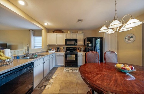 Tucson House | Near Kino/Fenced/Outdoor Living/3BR & 2BA