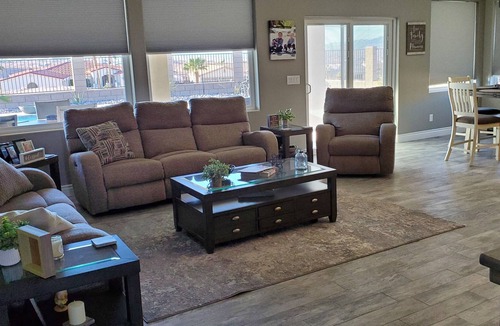 Sunridge Estates House | New Home 10 minuets from river, lake and casinos