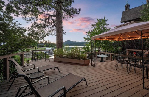 Big Bear Lake House | NEW Lakefront (Location, about the cabin, game room, and more!)